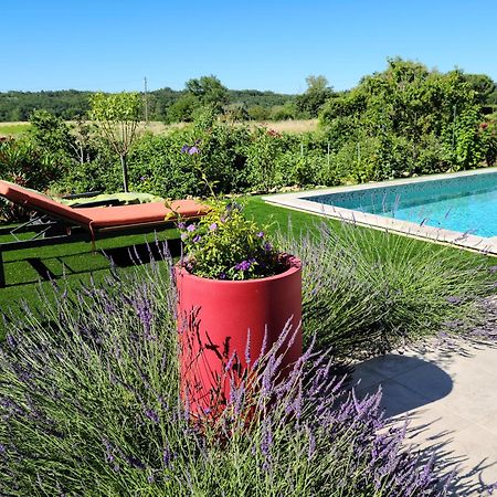 Les Papillons D'Uzes Bed & Breakfast Saint-Laurent-la-Vernede Bagian luar foto